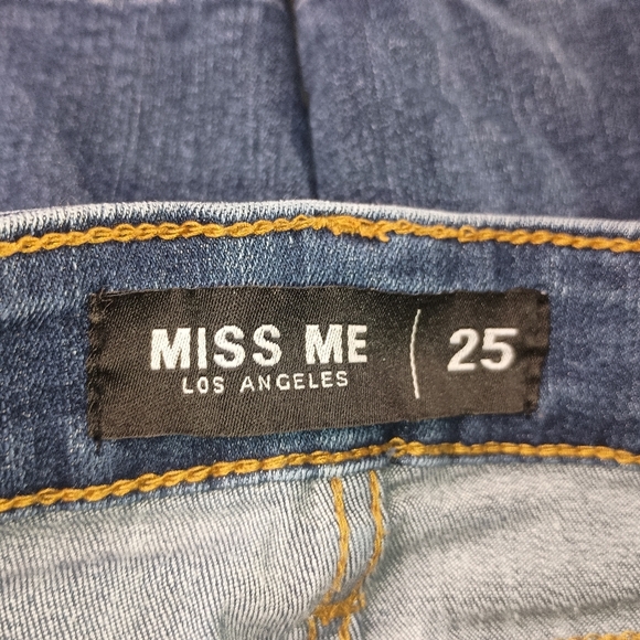 MISS ME Designer Dark blue Wash stretchy jeans with fringe(#1,187) - Picture 2 of 6